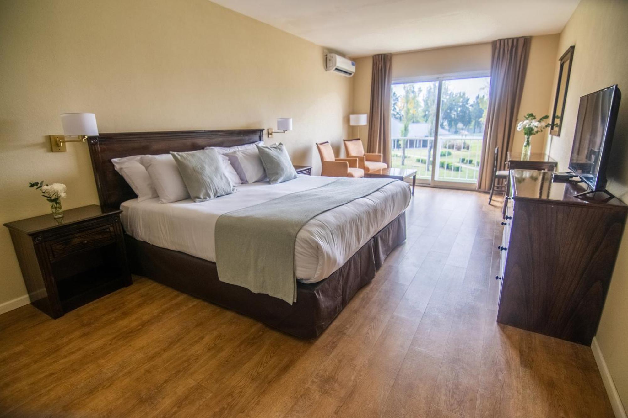 Wyndham Garden Campana Hotell Eksteriør bilde