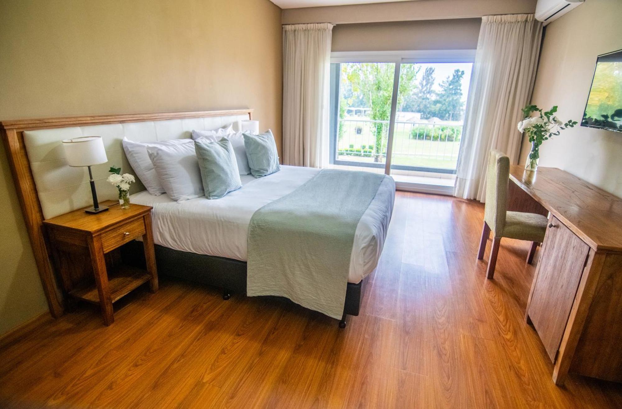 Wyndham Garden Campana Hotell Eksteriør bilde